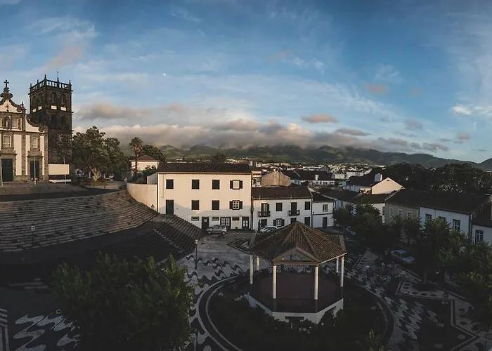 A Casa Da Cascata 2*