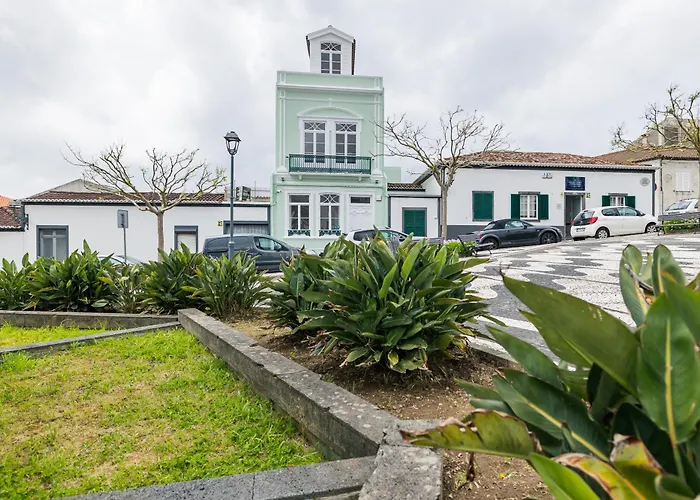 A Casa Da Cascata 2*